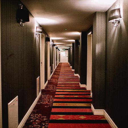 Hotel Lamberton Oltarzew ภายนอก รูปภาพ